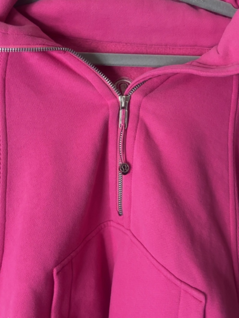 Lululemon Scuba in hot pink - Picture 3 of 5